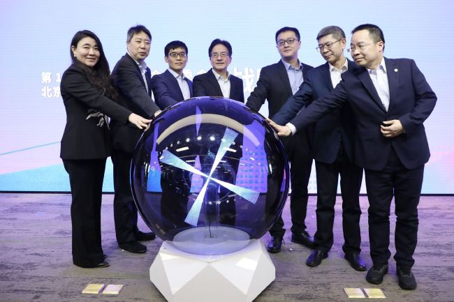 www.粉嫩av.com