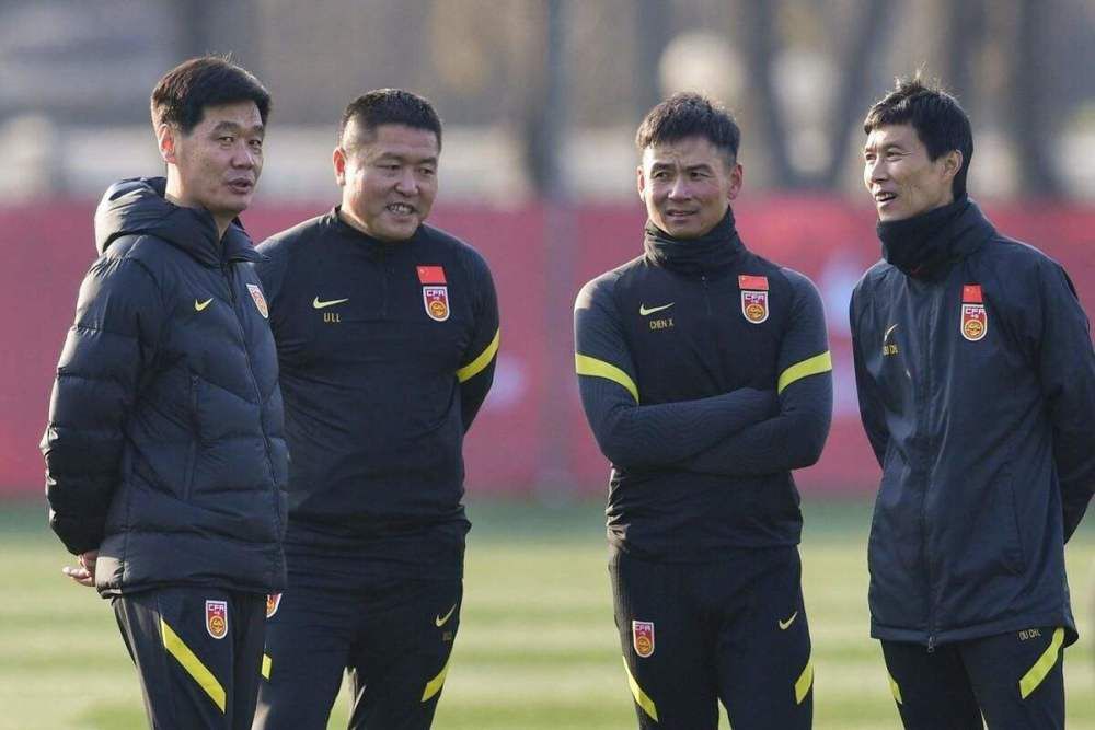 铃木志穂