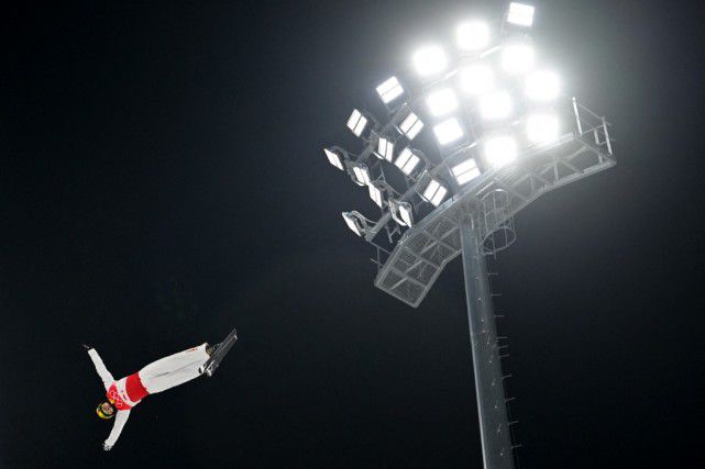 国内高清久久久久久久久