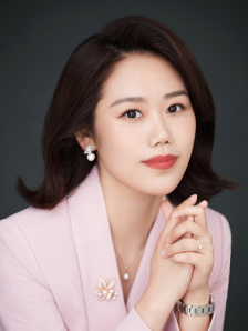 国产美女精品三级在线观看